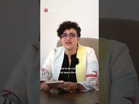 كتاب الدكتورة مونيكا حن ا عميدة كل ية الآداب والعلوم في الجامعة الأمريكية في بغداد