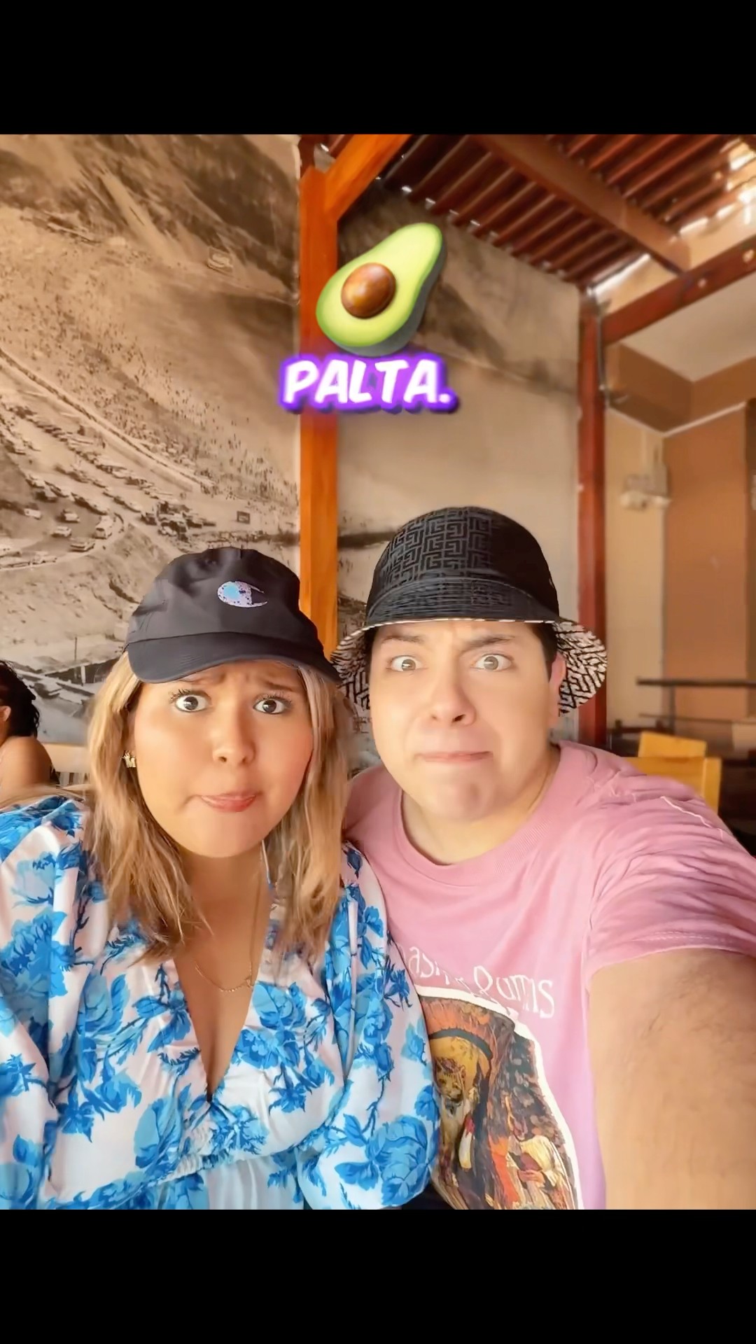 ESTO NOS PASÓ EN LIMA PERÚ #shorts @MeliRico @carolatv_