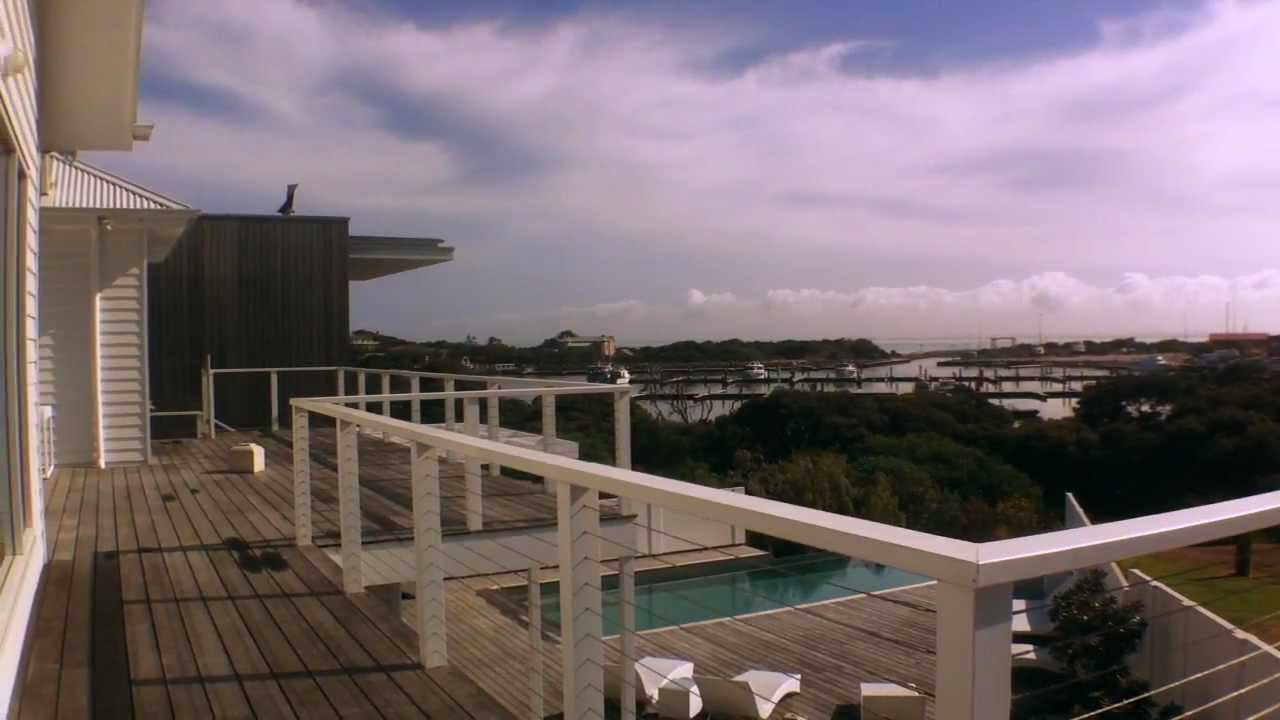 White Robe Building House White House - Robe Real Estate - YouTube