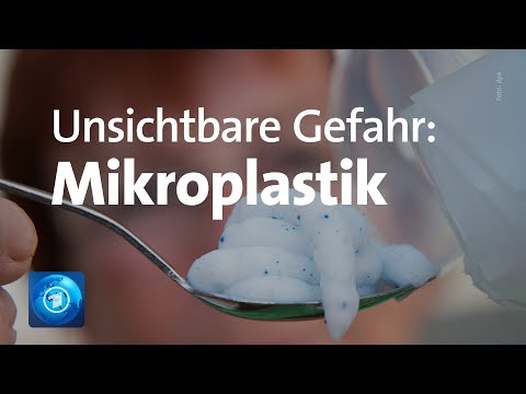 Video: Mikroplastik - essen - trinken - atmen. Plastikpartikel finden sich sogar in