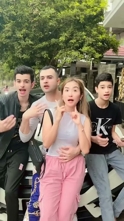 Mimi pipi #Vennyalberti165