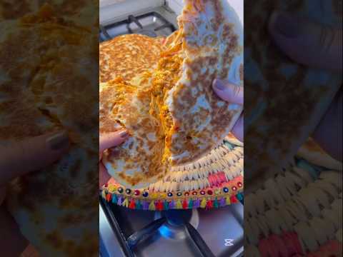 طريقه عمل فطائر الطاوه الطريقه تجنن اكسبلور مكبوسه  سريع طبخ مطبوخه غزه 