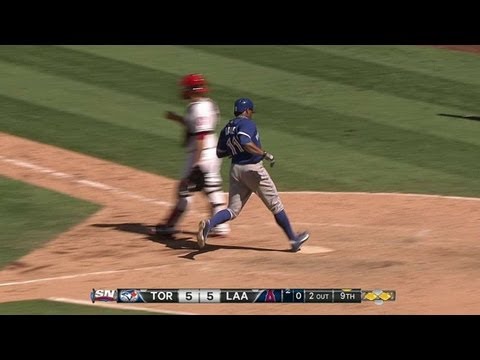 TOR@LAA: Encarnacion lines an RBI go-ahead single