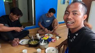 Download Lagu AYUK SARAPAN GAES!!! MP3 Download Lagu AYUK SARAPAN GAES!!! MP3