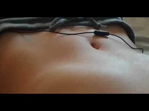 (Stomach growling) Today my stomach was so noisy again (262 X 508) - Instagram: alisavid1