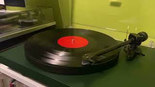 Bikini Kill - Suck My Left One