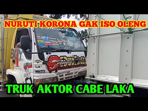  Truk  Aktor cabe  Laka  Gara gara oleng YouTube