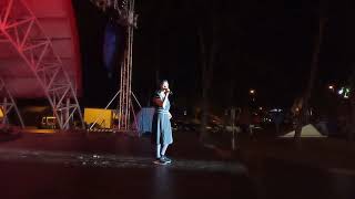 Qasrina Putri Cover KEMARIN Dan KU TAK KAN BERSUARA DI Pantai Teluk Kemang Port Dickson.