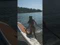 Η Κιμ Καρντάσιαν έκανε SUP σε λίμνη, τα στιγμιότυπα που ανέβασε με μαύρο μπικίνι