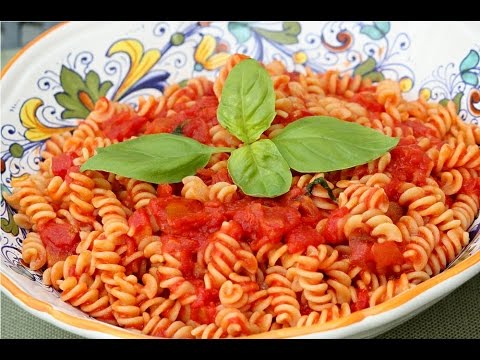 Fusilli Pasta with Tomato Sauce – Rossella’s Cooking with Nonna | Long