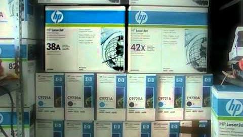 Focus and Context in Mixed Reality by Modulating First Order Salient Features