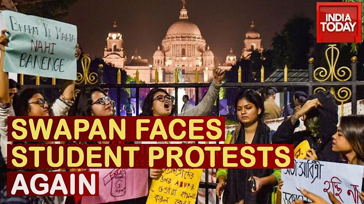 Students Protest Outside Victoria Memorial As BJP MP Addresses Kolkata Literary Meet Session