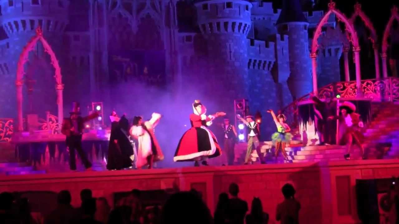 2011 Halloween Mix N' Mingle of Disney Villains in HD