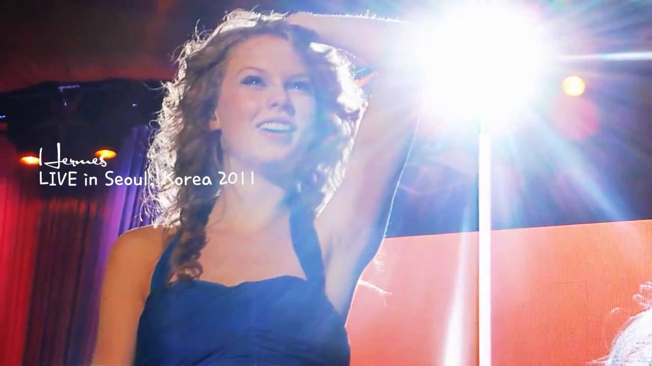 Taylor Swift - You Belong With Me_LIVE in Seoul, Korea 2011