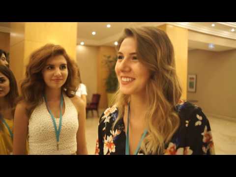 Miss Turkey 2015 4.sü Berfu Yıldız Miss Turkey 2016 adayları ile röportaj yapıyor.