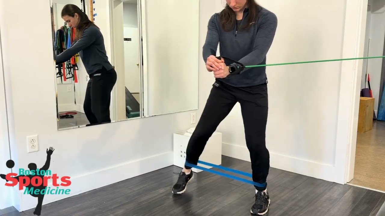 Pallof Press Step Outs (Resisted)