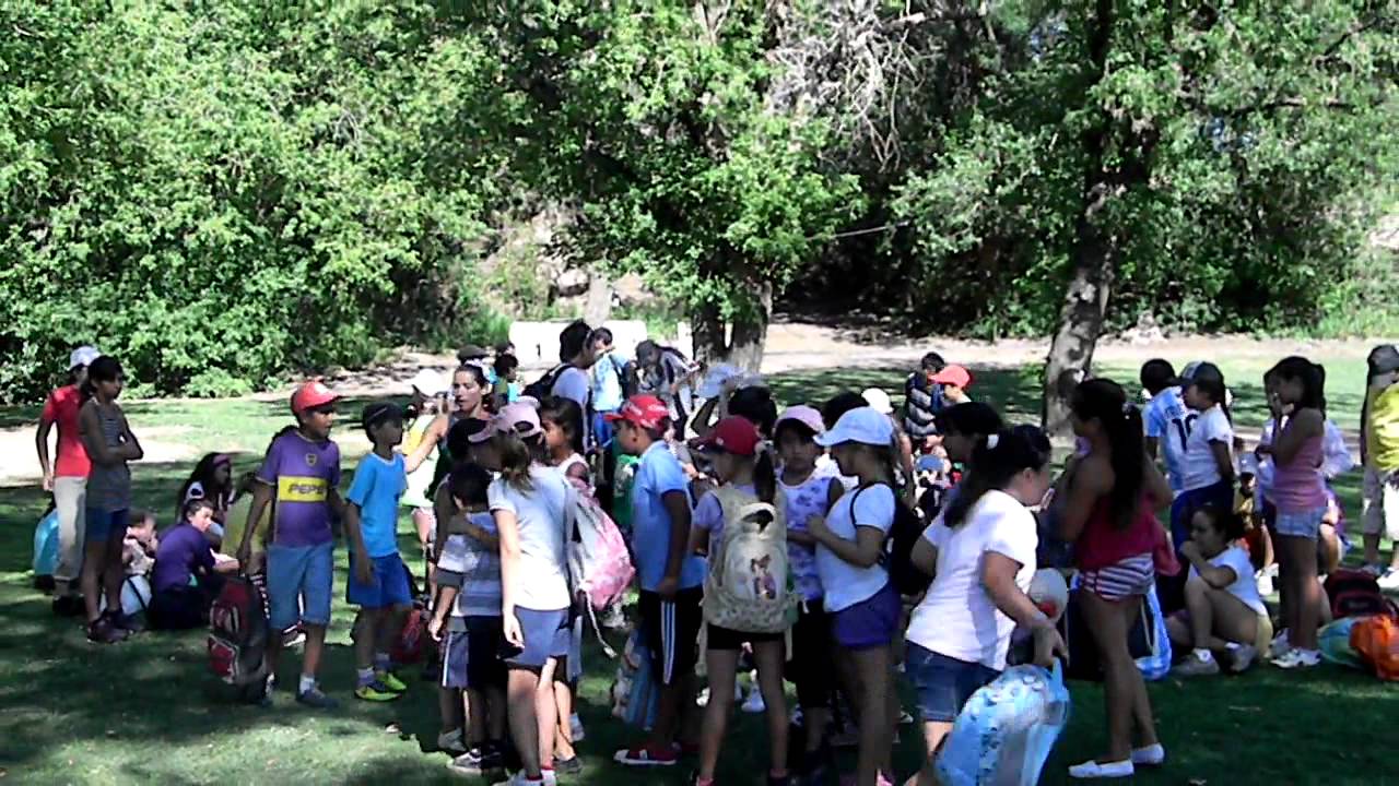 En el camping Los Nogales con los niños del Polideportivo