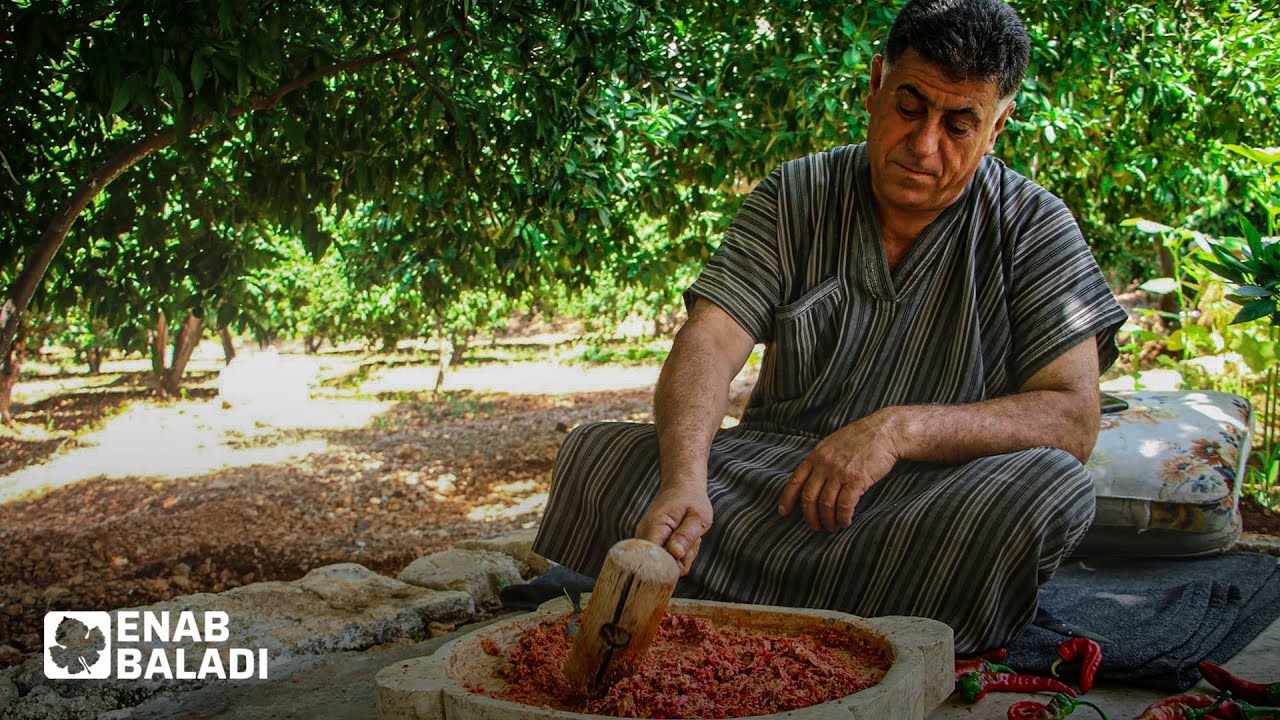 دقة الفليفلة.. أكلة شعبية تشتهر في إدلب