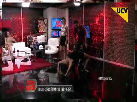 Las chicas de - Toc Show-recrean el truco de los records Guinness en reversa.mp4