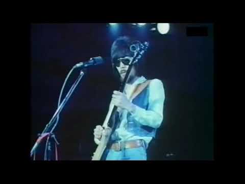 今はちがう季節1978横浜スタジアム