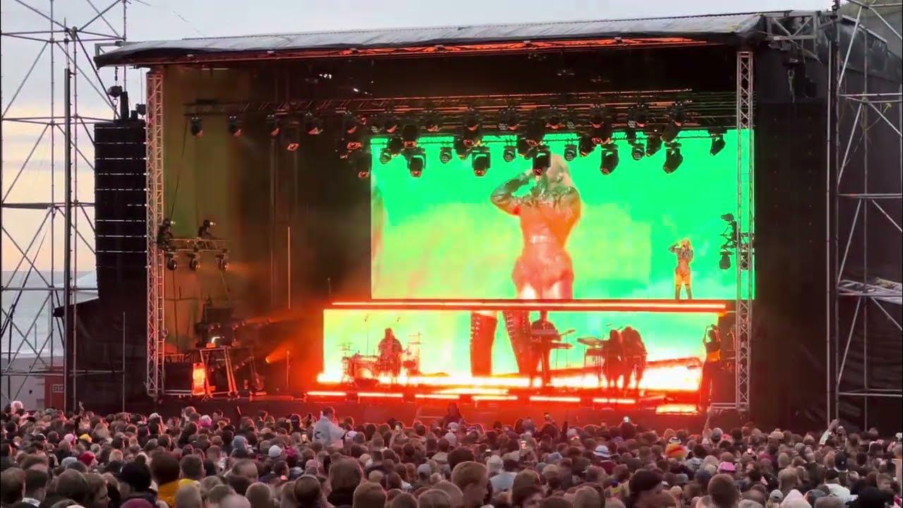 Molly sand n sand live a day at the park varberg 2024 07 06 youtube