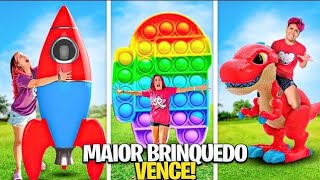 hoje quem fizer o maior brinquedo vence a competição.