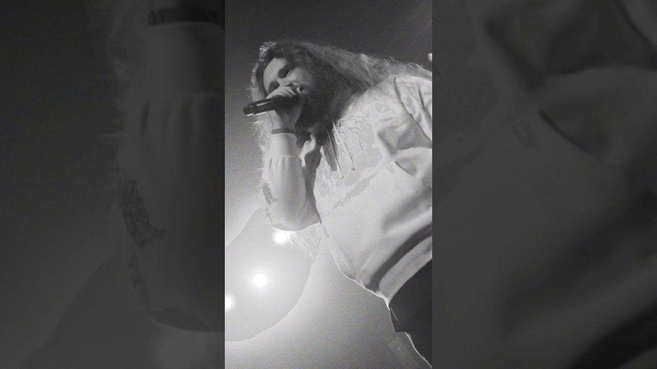 WALK AWAY OUT FRIDAY! PRE-SAVE NOW AT THE LINK IN MY BIO 