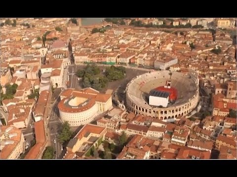 Video: Descrizione e foto di Palazzo Bevilacqua - Italia: Verona