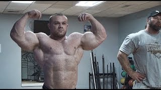 5'5 235lb 21 year old Bodybuilder Dominic Triveline Trains Shoulders and Arms