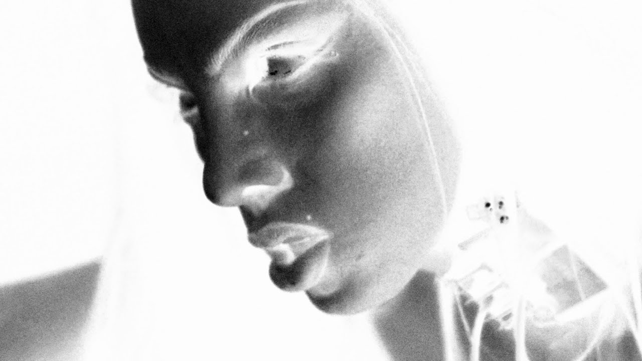 Charm Mone - ALL LOVE IS GONE (Visualizer)