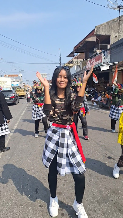 Beautiful girls dancing happily at the 17th August carnival in Bangunsari Dolopo #shorts #dance #...