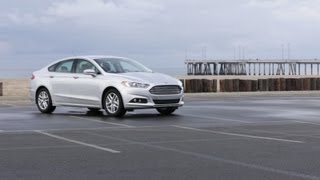 2013 Ford Fusion Review