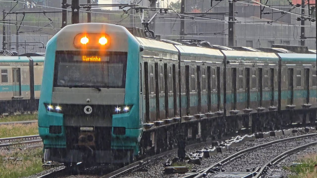 Via Mobilidade - Série 8900 TUE A09 em Presidente Altino (Sentido Varginha).