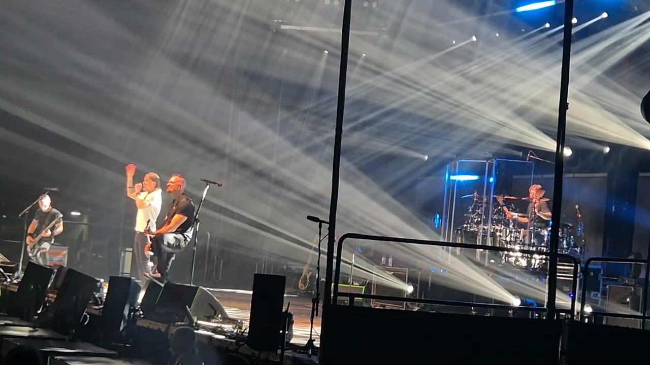 Alter Bridge  - Broken Wings  live From Newcastle Utilita Arena 25th Feb 2026