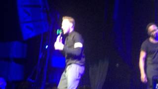 Let Me In- Olly Murs (Live)