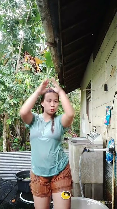 mama muda lagi mandi ini#