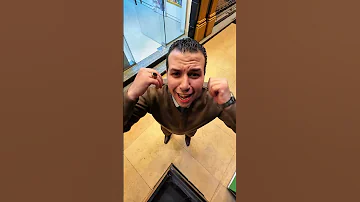 قعدت سنه وانا بجرى وراها 