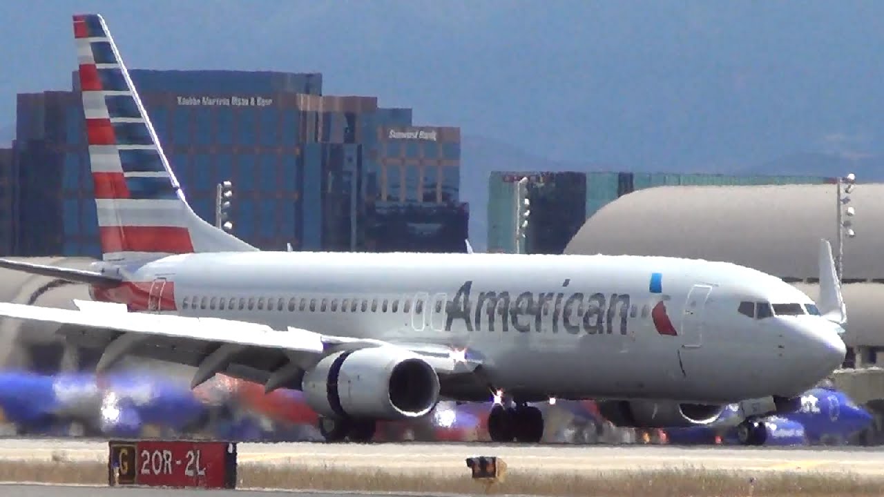 John Wayne-Orange County Airport (SNA) Spotting - Including Collings Foundation