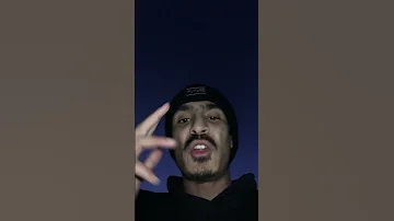 شاب عشريناتي 