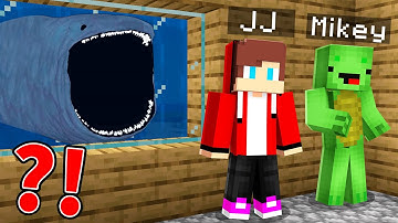 JJ and Mikey HIDE from Scary Bloop Monster near Bermuda Triangle in Minecraft Maizen