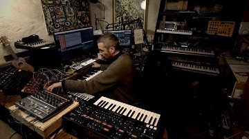 Space Synth Traffic Jam #5