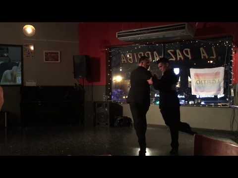 Torrente. Bailan Arts Klints y Esteban Sabaria