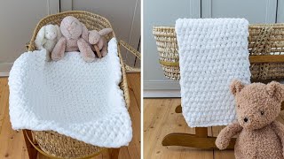 Super Chunky Crochet Baby Blanket Pattern (So SOFT and SNUGGLY! 1 Row Repeat!)