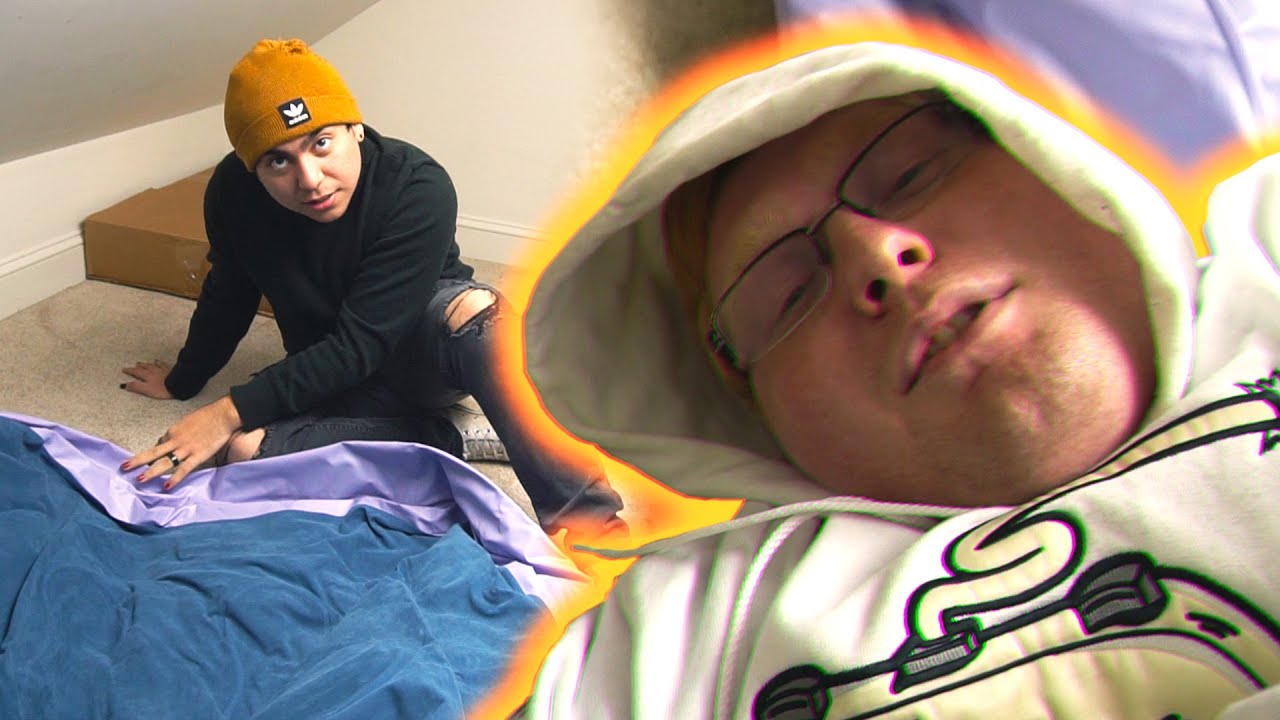 WE HAVE A NEW ROOMMATE?!