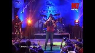 Naresh iyer performing "kanninimapole"  in RenVnza '13
