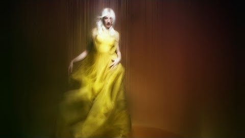 Thumbnail of Ellie Goulding - Like A Saviour (live)