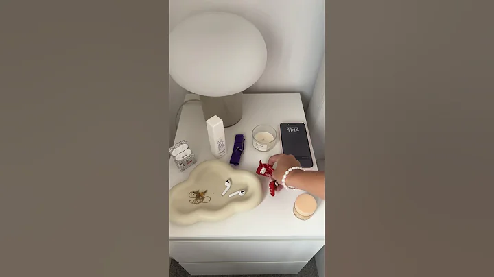 bedroom reset! 🫧🎀 #asmr #cleaningmotivation #aesthetic #sundayreset #satisfying #lifestyle #itgirl