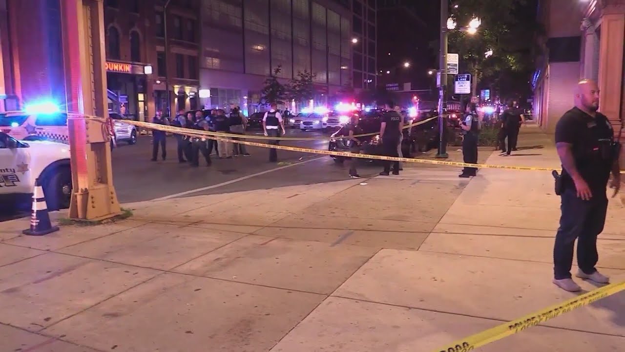 4 dead, 14 wounded in River North mass drive-by shooting - WGN News at ...