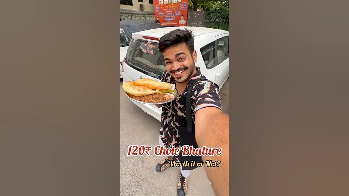120₹ Chole Bhature😱 Worth it or Not? | Baba Nagpal Corner in Lajpat Nagar, Delhi