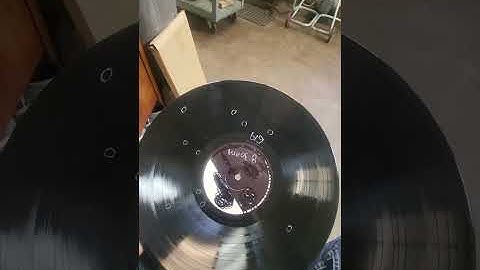 Vinyl record blemishes, record pressing, info welcomed